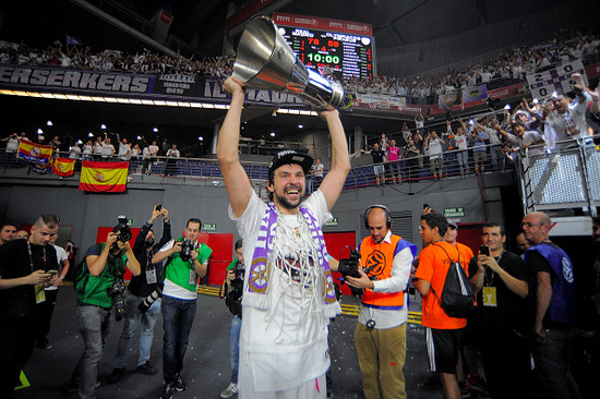 角球与前场 角球与前场