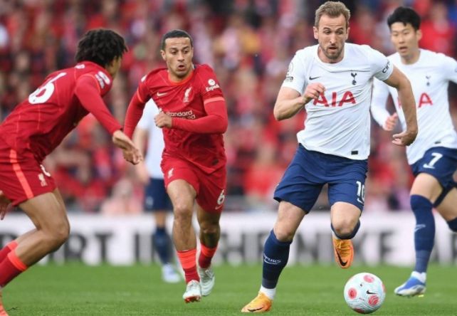 何会在空中 何会在空中